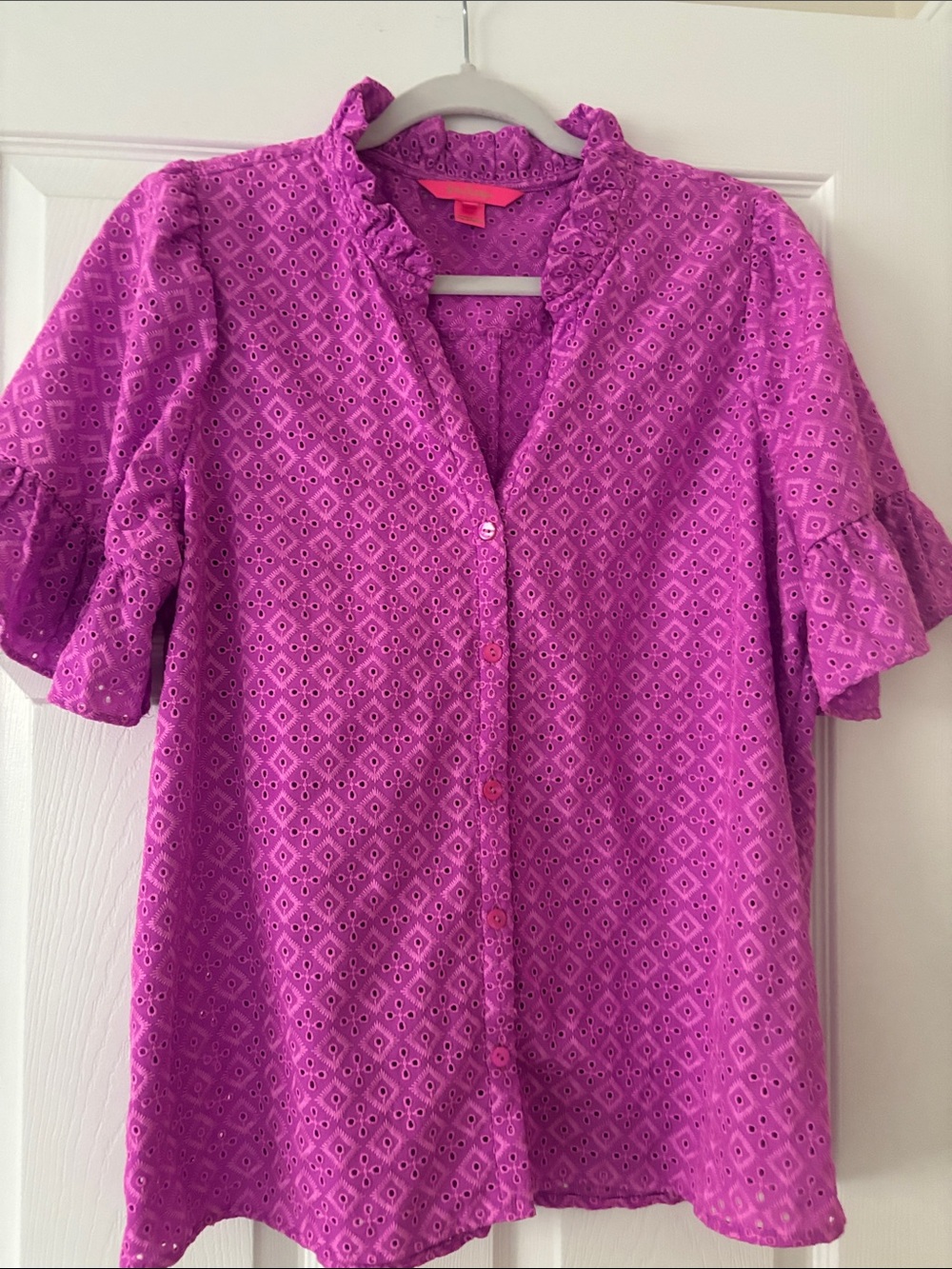 LIlly Pulitzer Calynn Eyelet button down - Picture 2 of 6